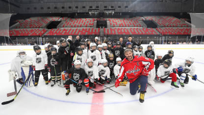 Ovechkin_China_youth_hockey_clinic