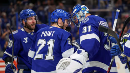 Lightning beat Canadiens in shootout