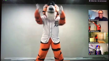 Paws_042320_2568x1444