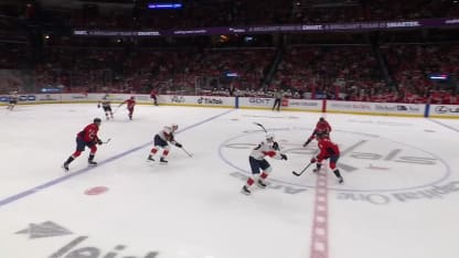 Lundell lance dans le filet désert