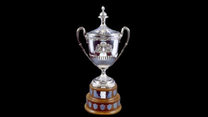 Zoznam víťazov NHL King Clancy Memorial Trophy