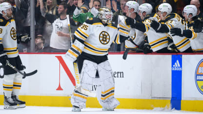 Ullmark Vezina tracker