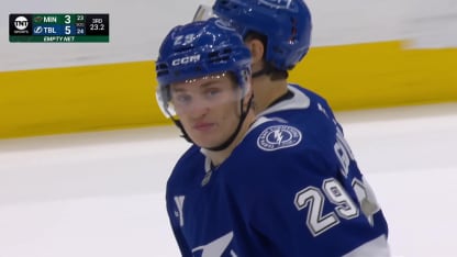 MIN@TBL: Holmberg scores goal against Filip Gustavsson