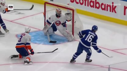 Marner réplique pour Toronto