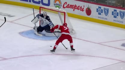 Appleton doubles the lead