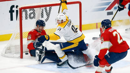 Stamkos banks the OT-winning goal