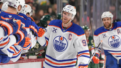 McDavid pokes puck home in front