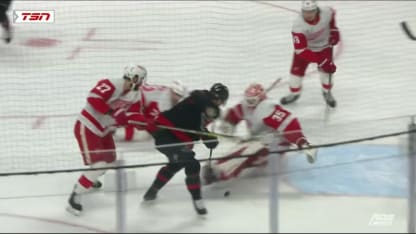 Norris brise la glace