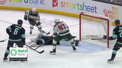 MIN@SEA: Grubauer with a great save against Mats Zuccarello