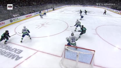 Stephenson double l'avance du Kraken