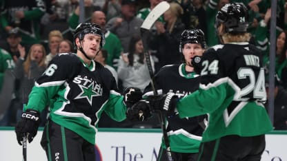 Dallas Stars sa v presilovkách darí