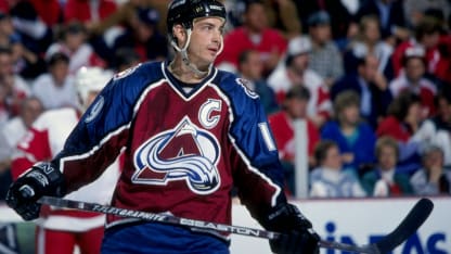 Air Force One helped Colorado match New York offer to Joe Sakic