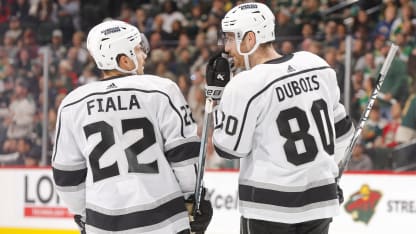 Torproduktion der Los Angeles Kings laeuft weiter auf vollen Toren