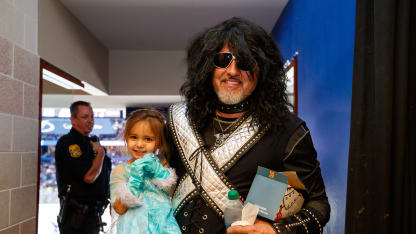 s20181030Hockey_TBL_NJD_Halloween033