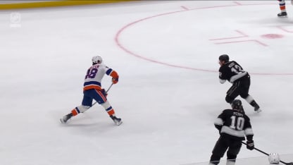 NYI@LAK: Heineman scores goal against Darcy Kuemper