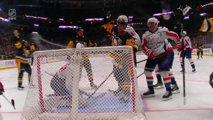 WSH@PIT: Acciari scores goal against Logan Thompson