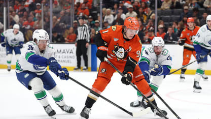 Carlsson Ties the Game