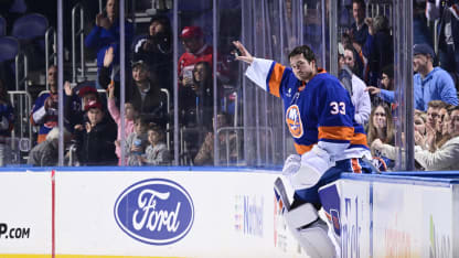 Rittichovi sa v bránke Islanders darí