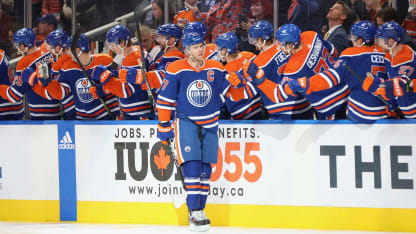 McDavid Oilers bench