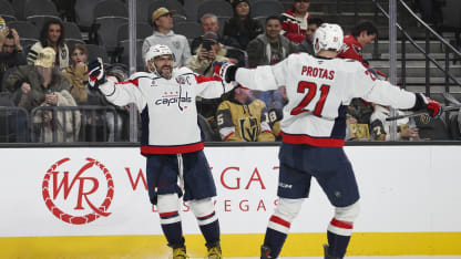 Hattrick tar Alex Ovechkin tre steg närmare 894 mål