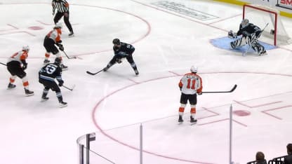 PHI@UTA: Vejmelka with a great save against Trevor Zegras