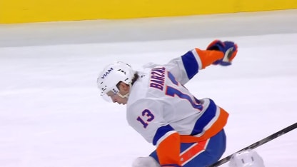 Barzal force la tenue de la prolongation