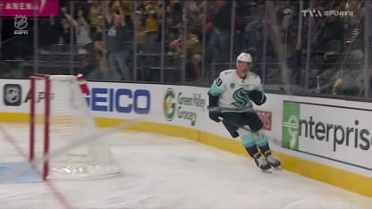 Barbashev trouve la lucarne en échappée