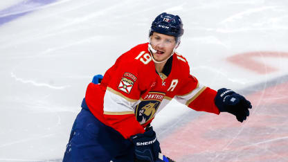 Tkachuk palasi ja Panthers hävisi