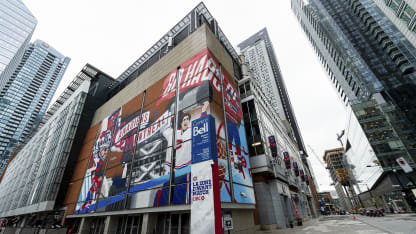 Mural on the Bell Centre exterior