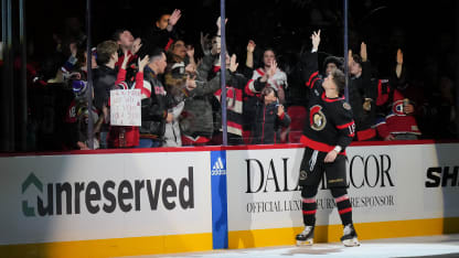 Tim Stuetzle Ottawa Senators bietet starke Leistung in seinem 250. NHL-Einsatz