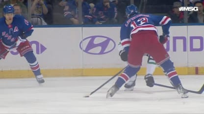 DAL@NYR: Lafrenière scores goal against Jake Oettinger