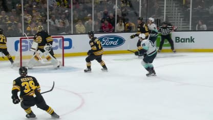 SEA@BOS: Pastrnak scores PPG against Joey Daccord