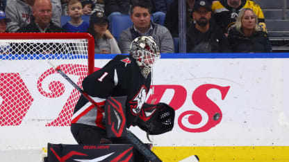 LUUKKONEN JA SABRES LIEKEISSÄ