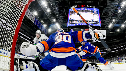 UBS Postgame Photos: Canucks 4, Islanders 1