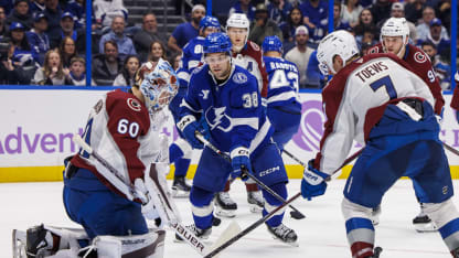 Tampa Bay Lightning dio un golpe de autoridad con ocho goles ante Colorado Avalanche