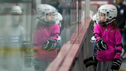 Try Hockey For Free Break The Ice kid student Community Charity 2017 December 4