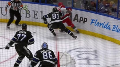 CAR@TBL: Martinook scores goal against Andrei Vasilevskiy