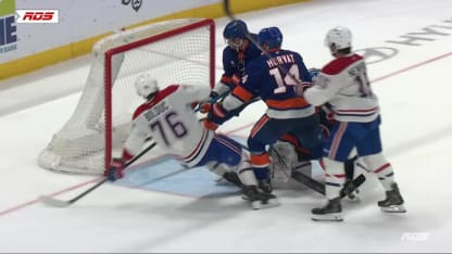 MTL@NYI: Bolduc marque un but contre Ilya Sorokin