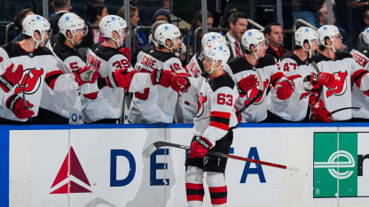 Bratt med fyra poäng mot Rangers