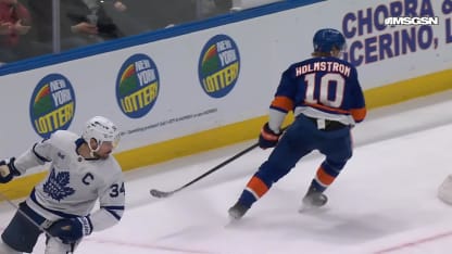 TOR@NYI: Schaefer scores goal