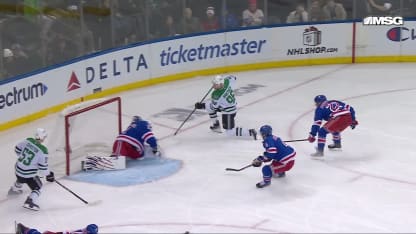 Rantanen laukoo johtomaalin