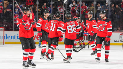 New Jersey Devils feiern Derbysieg in der Hudson River Rivalry