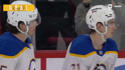 BUF@CHI: McLeod scores goal against Spencer Knight