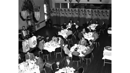 Plante_hotel_ballroom