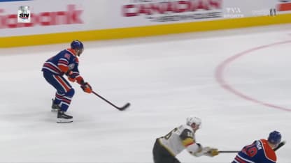 Kane triple l'avance des Oilers