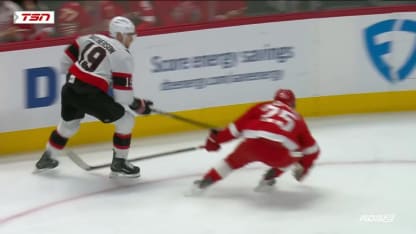 OTT@DET: Cozens marque un but en A.N. contre John Gibson