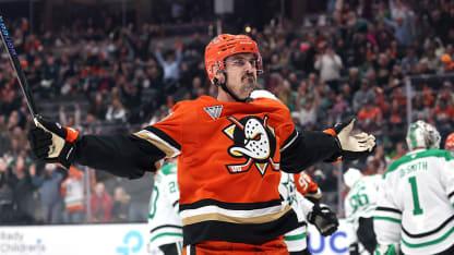 Kreider Opens the Scoring 