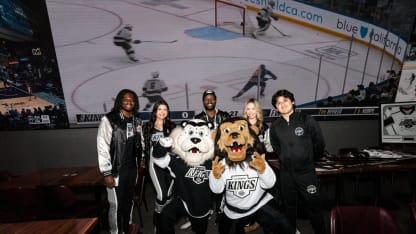 LA Kings Ice Crew