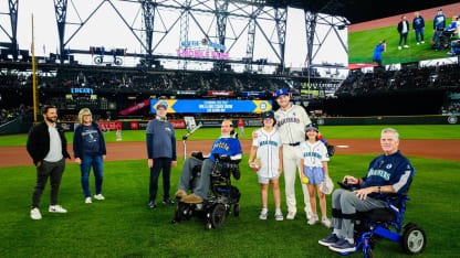Chris Snow Family ALS Lou Gehrig Day Mariners