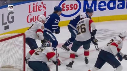 Marner donne les devants aux Maple Leafs